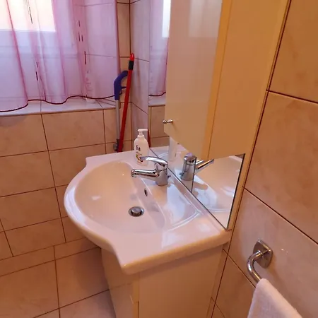 Seaside Franica-two Bedroom With Terrace And Sea View