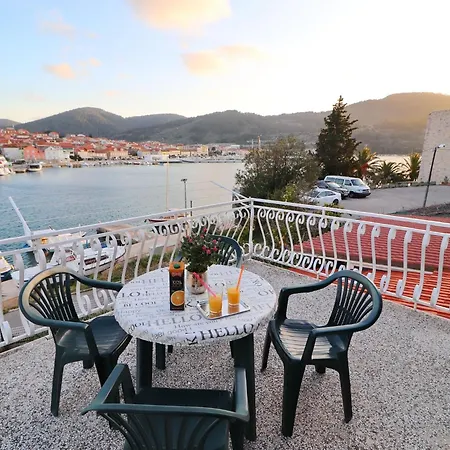 Apartamento Seaside Franica-two Bedroom With Terrace And Sea View Vela Luka