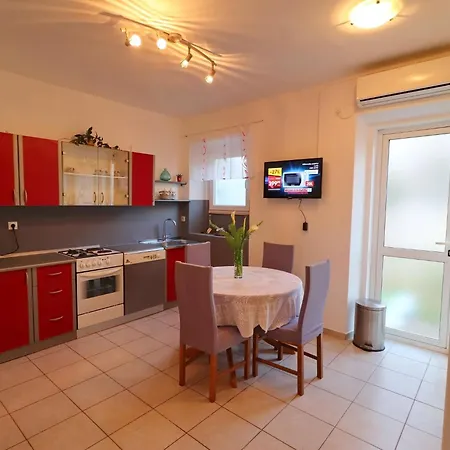 Seaside Franica-two Bedroom With Terrace And Sea View Apartamento *
